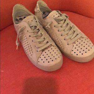 Dolce Vita Sneakers